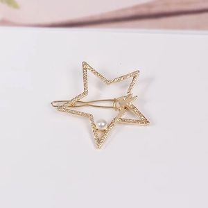 Blingbling star ⭐️ design hair clip